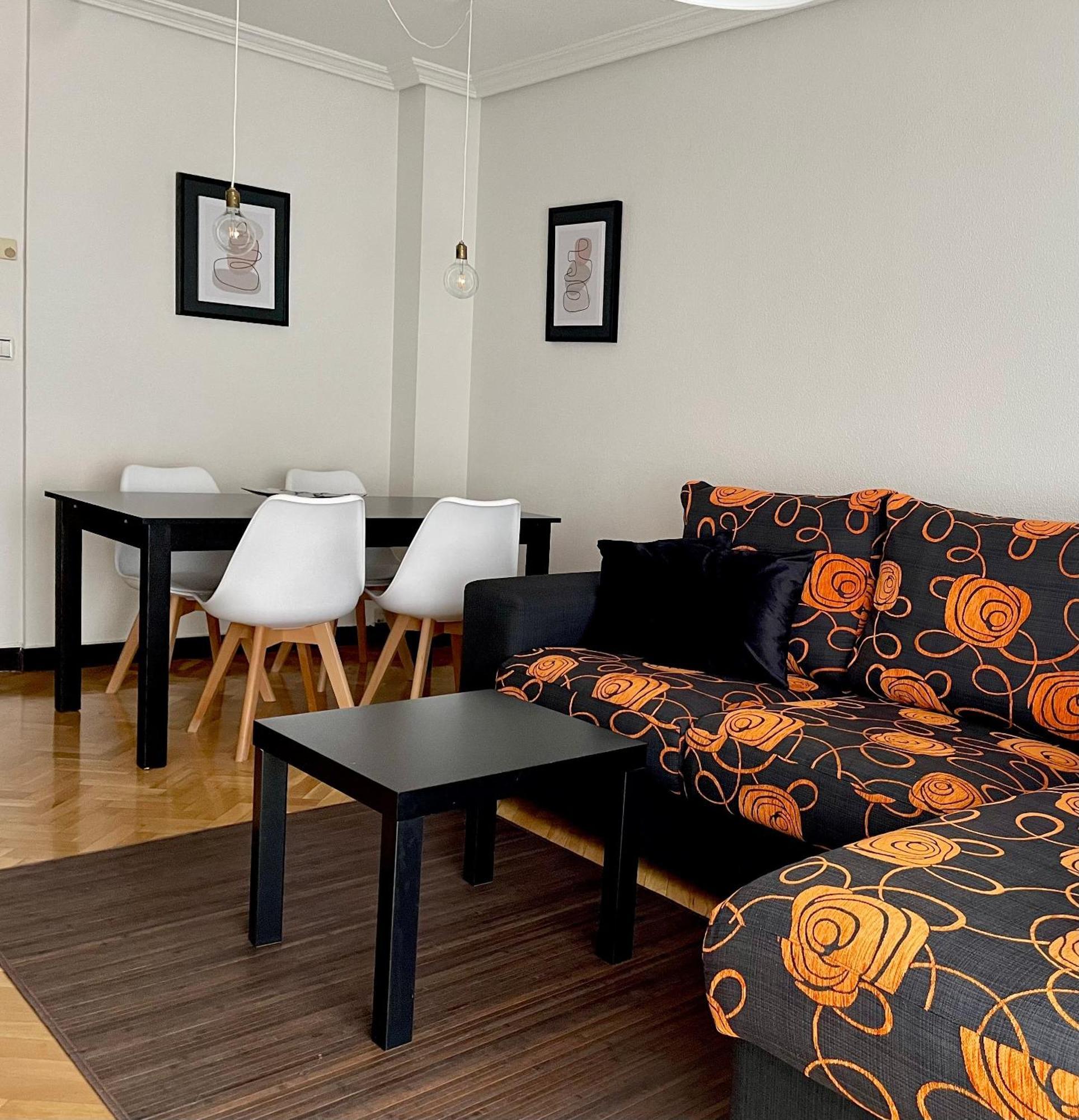 Vivienda Con Parking Incluido - Zona Van Dyck Salamanca Exterior photo